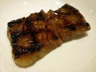 「肉彩一歩」