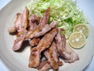 鶏せせりの塩焼き