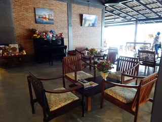 BAANCHANSAMUT HOMESTAY