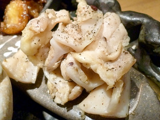 「六角鶏梅田堂山店」