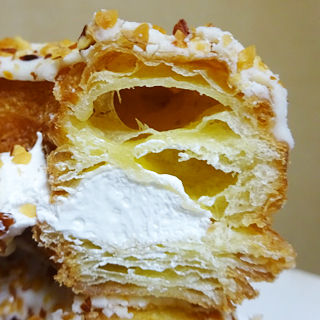 アーモンド&チョコドーナツ(ホイップクリーム)