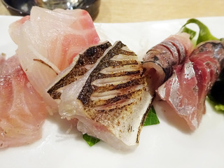 「魚助」