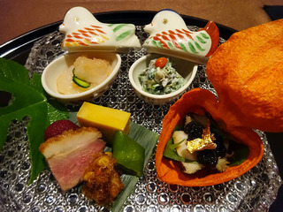「湯木 新店」