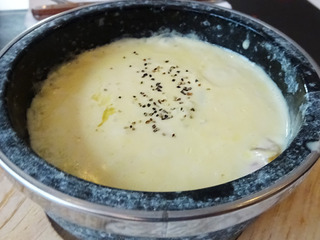 「チーズクラフトワークス&グリル茶屋町」