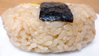 味飯おにぎり煮たまごマヨ