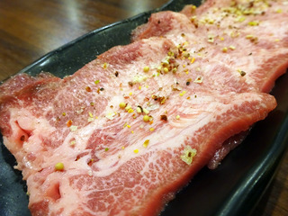 「牛兆」