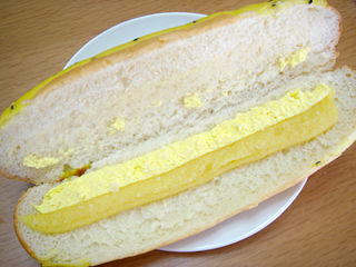 なめらかおいもクリームのおいもロール