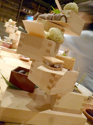 「炉とマタギ」