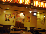 「立呑 マルキン酒店」店内
