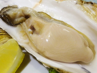 「すしざんまい」