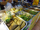 「Waroros Market」