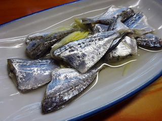 「丸吉食堂」