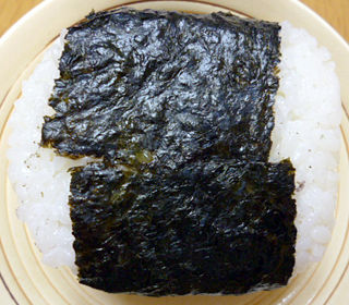 豚カルビおむすび