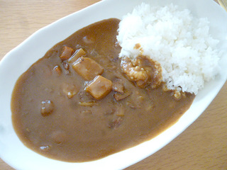 ボンカレーゴールド<中辛>