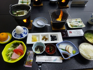 「味な宿 宝仙閣」