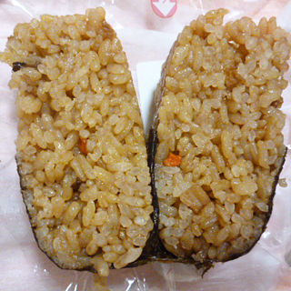 ビッグおにぎり五目飯