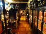 「Gold Textile Museum」