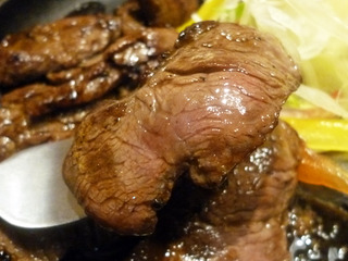 「肉屋の肉バルTAJIMAYA」