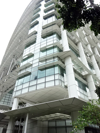 「CARLTON HOTEL」