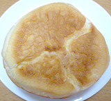 3層の味わいチーズクリームパン