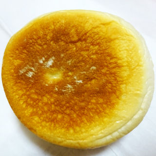 薄皮プリンクリームパン<カラメルクリーム入り>