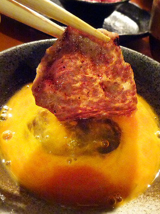 「炭火焼肉たむら」