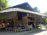 「Baan Tong Luang」