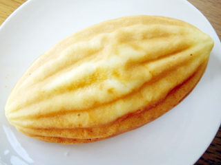 メロンパン<白あん入り>