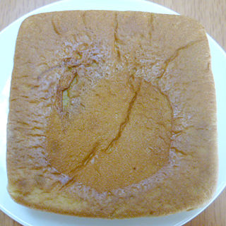 抹茶のレアチーズクリームパン