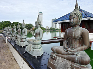 シーマ・マラカヤ寺院