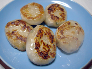 天津閣<にら焼餅>