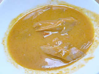 いなばツナとタイカレー<レッド>