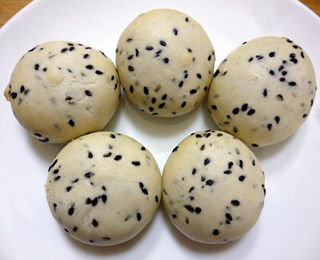 ごまもちっと粒あん