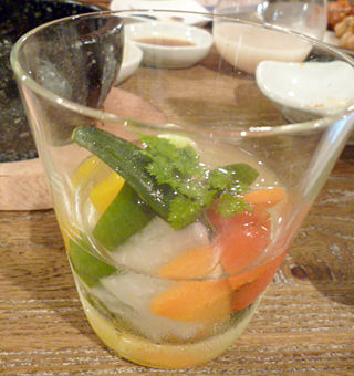 「korean cafe dining dammi」