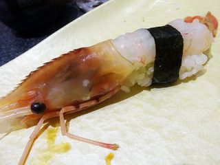 「すしざんまい」