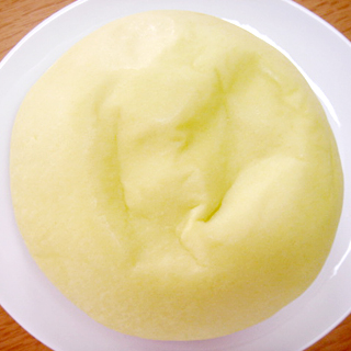 富良野メロンクリームパン