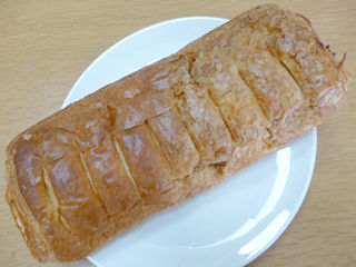 大きなツナデニッシュ