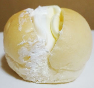 ダブルホイップサンド(ミルク&練乳風味)