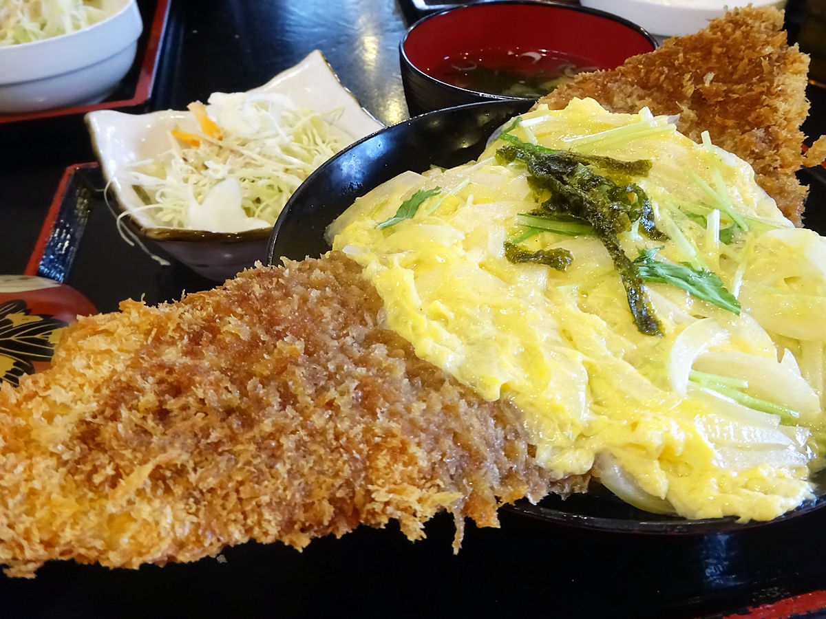 丼からはみ出過ぎる巨大カツにノックアウト 名物わらじカツ丼を食らう こだま食堂 福井小浜 食べたん買うたん By 関西女のプチ日記 Powered By ライブドアブログ