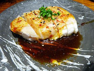 「焼肉マル瓦どんどん」