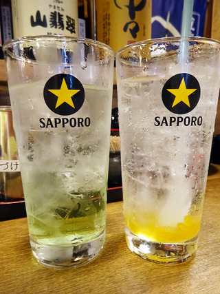「新橋へそ」