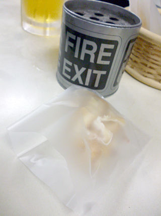 「津の長酒店」