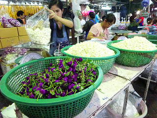「Pak Klong Market」