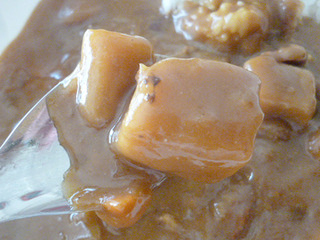 ボンカレーゴールド<中辛>