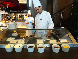 「ST REGIS」