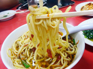 「味仙」