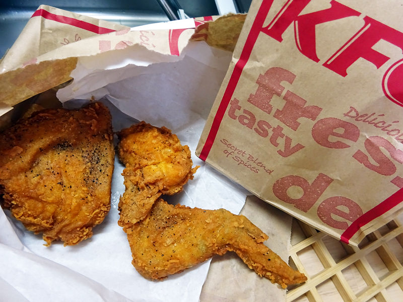 食べたん買うたん by 関西女のプチ日記 レッドの次はペッパー。食べたくなるなる!ケンタッキー!第2弾@KFC コメント
