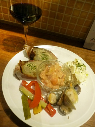 「Jamoneria BELLOTA」
