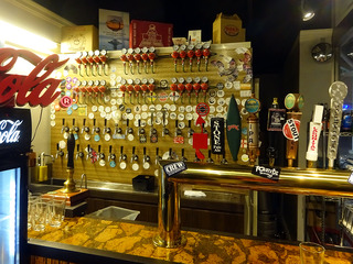 「新潟クラフトビール館」