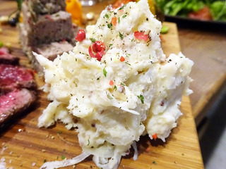 「大衆ビストロ オンズ」